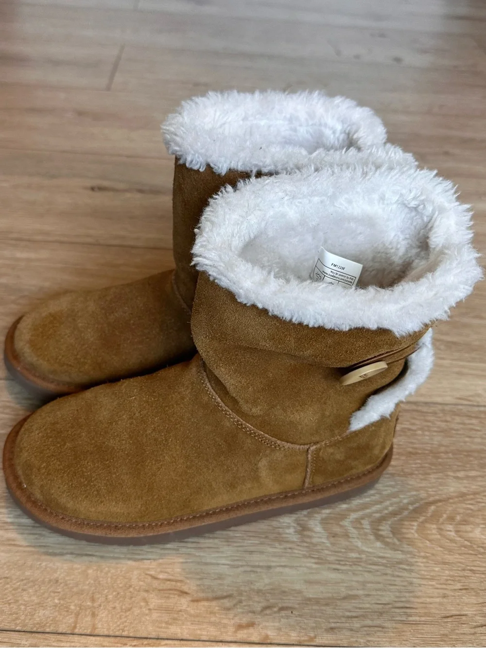 Koolaburra by Ugg Nalie Kids Button Suede Boot - Chestnut Brown UNISEX